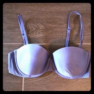 [VICTORIA’S SECRET]